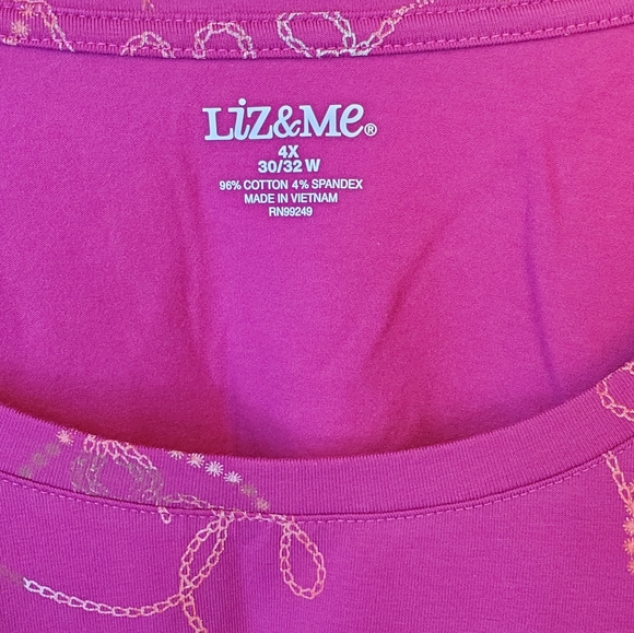 Catherines short sleeve top 4X, round neckline, 96%Cotton/4% Spandex swirl print - Picture 2 of 8